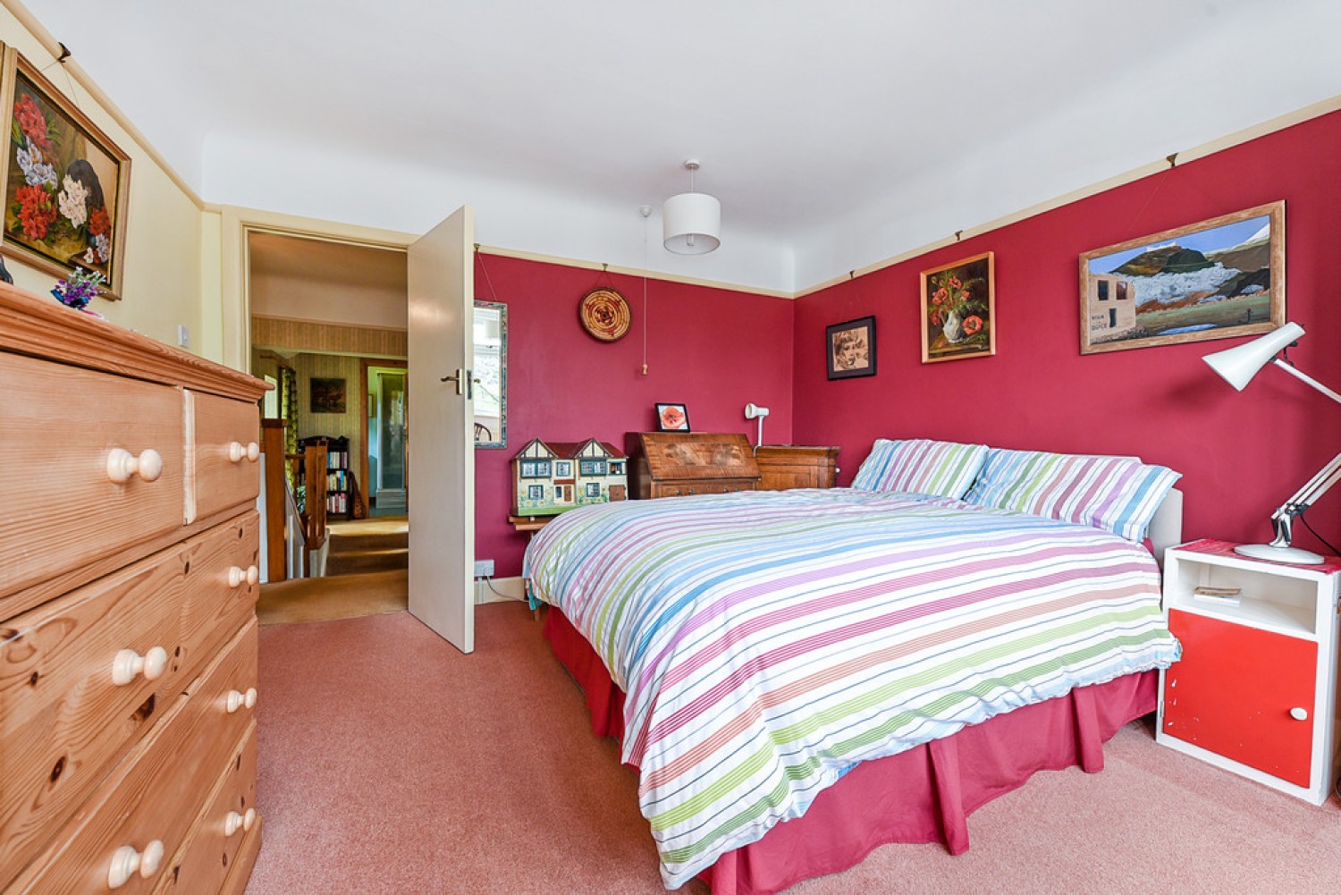 Mount View Road, SO22