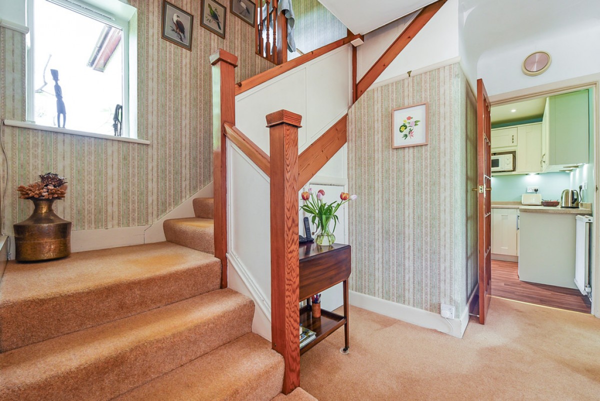 Mount View Road, SO22