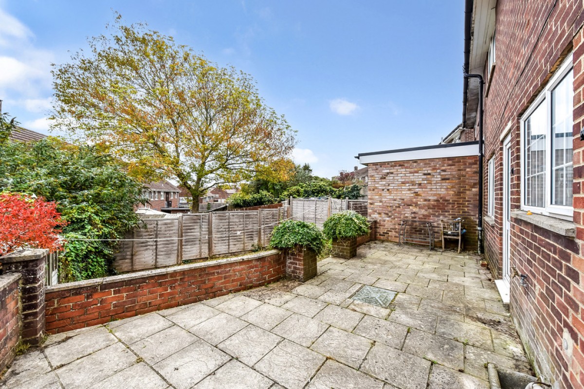 Shepherds Road, Winchester