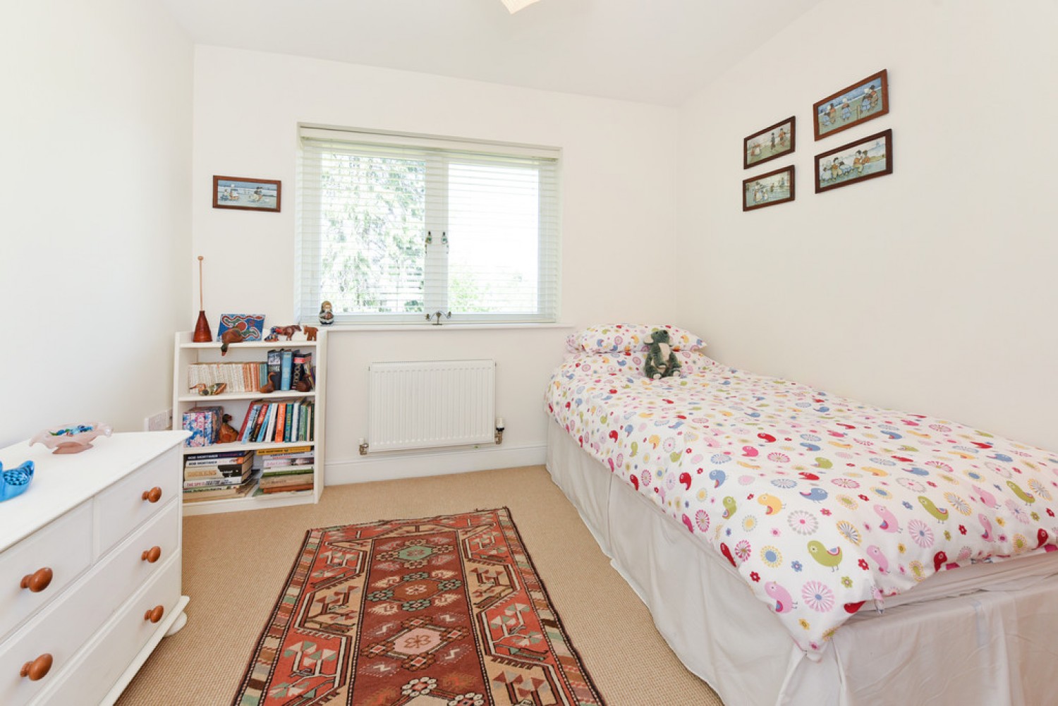Holly Meadows, Winchester