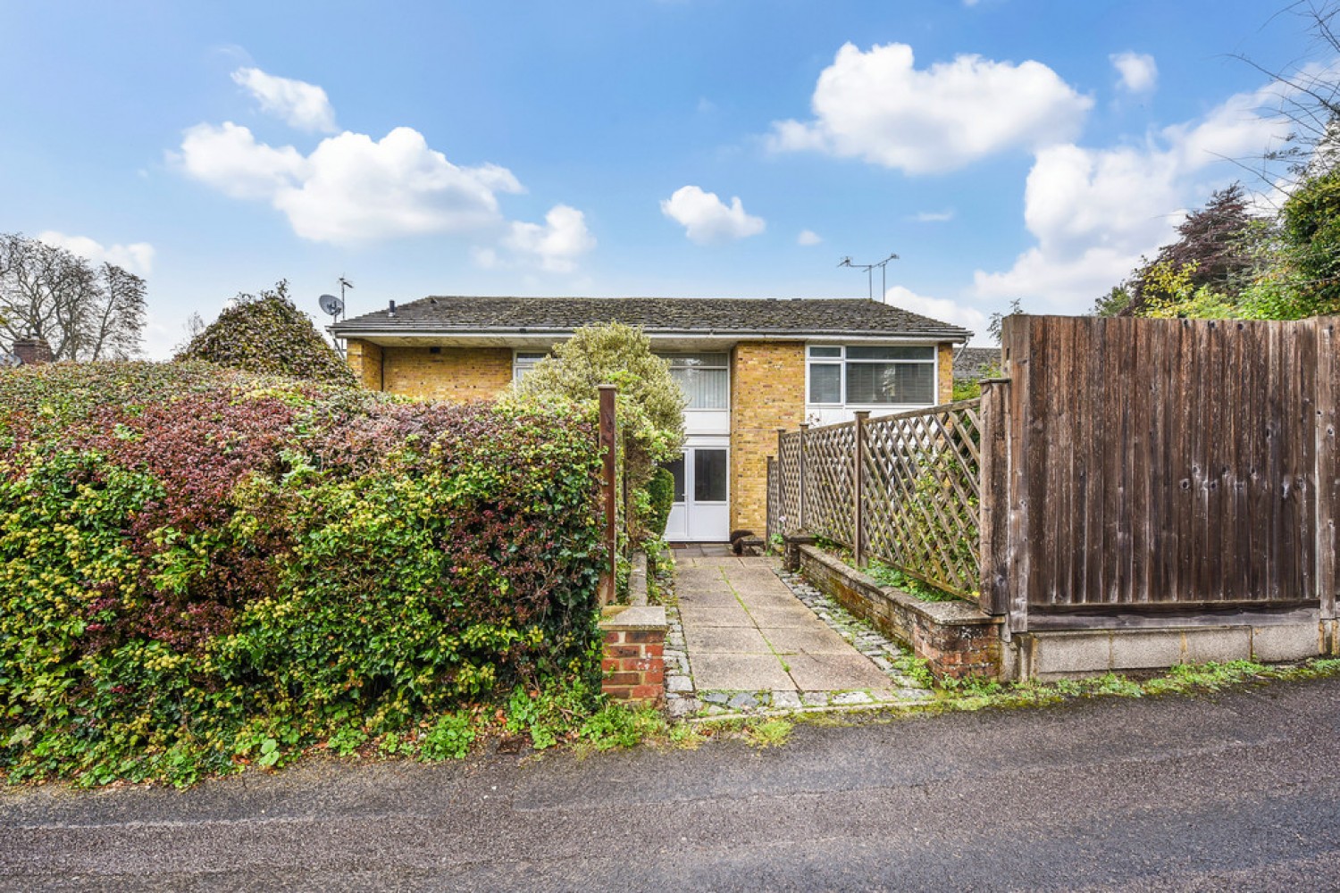 2 bedroom Flat for Sale Westley Close, Winchester