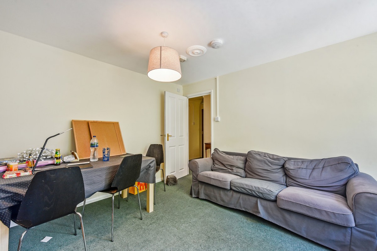 Sparkford Close, Winchester