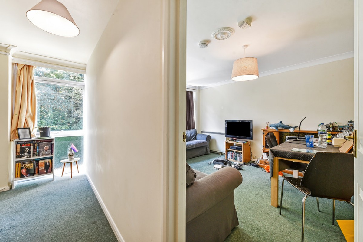Sparkford Close, Winchester