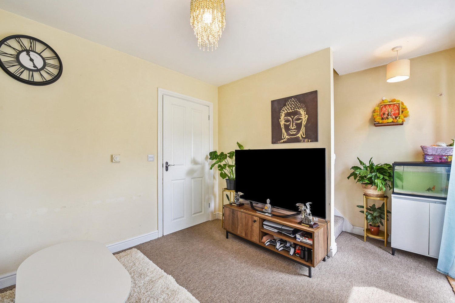 Adelaide Mews, Andover
