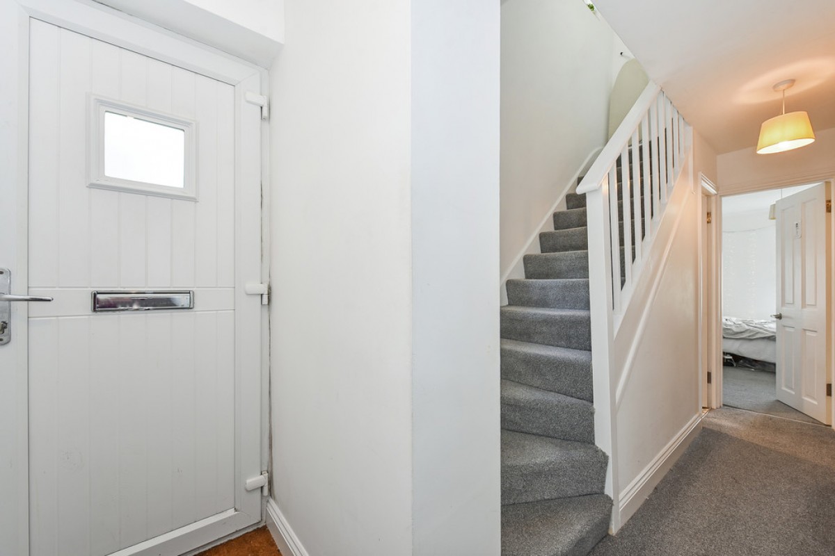 Wolfe Close , Winchester