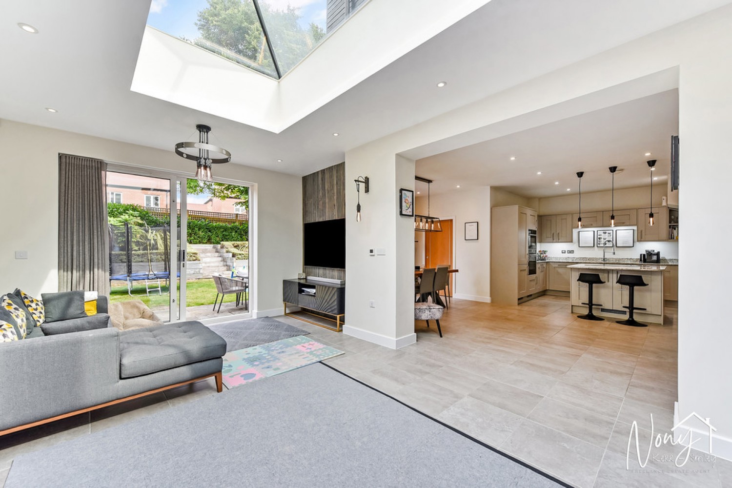 4 bedroom House for Sale Barton Farm, Andover Road