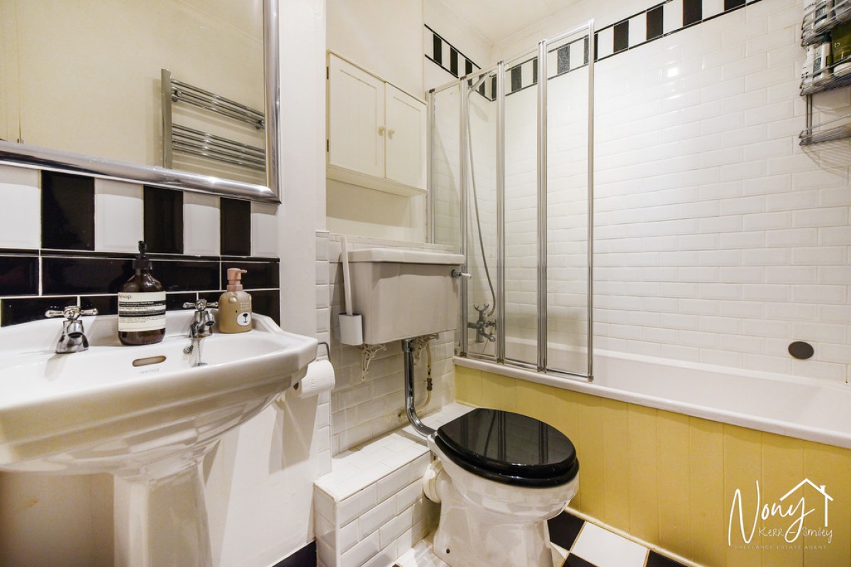 Hyde Abbey Road, SO23