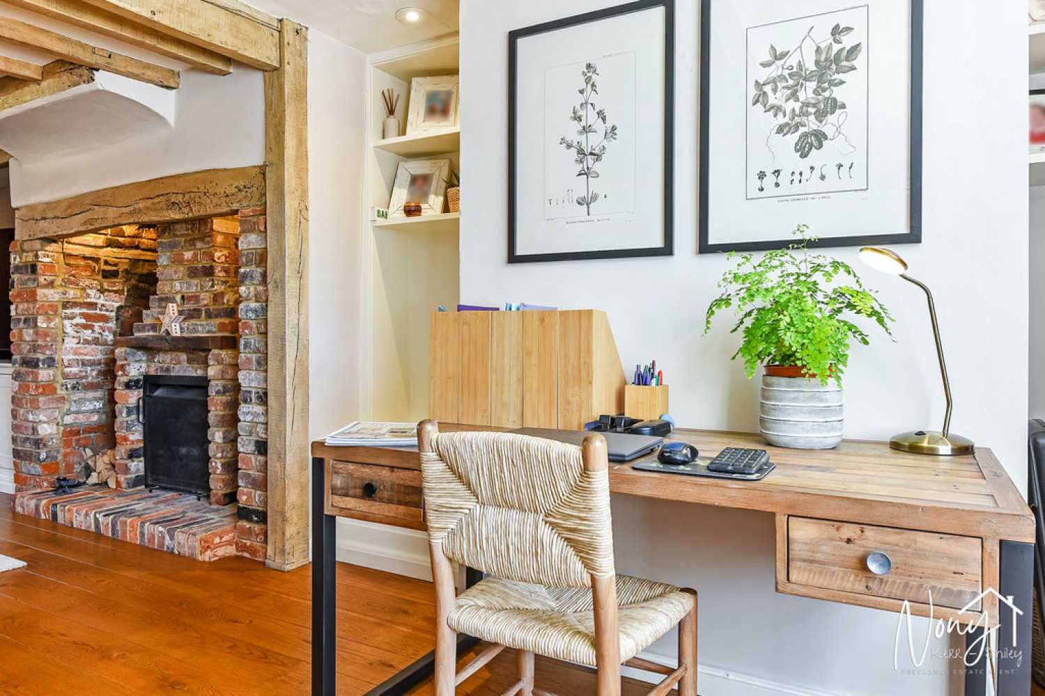 4 bedroom House for Sale Easton, Winchester