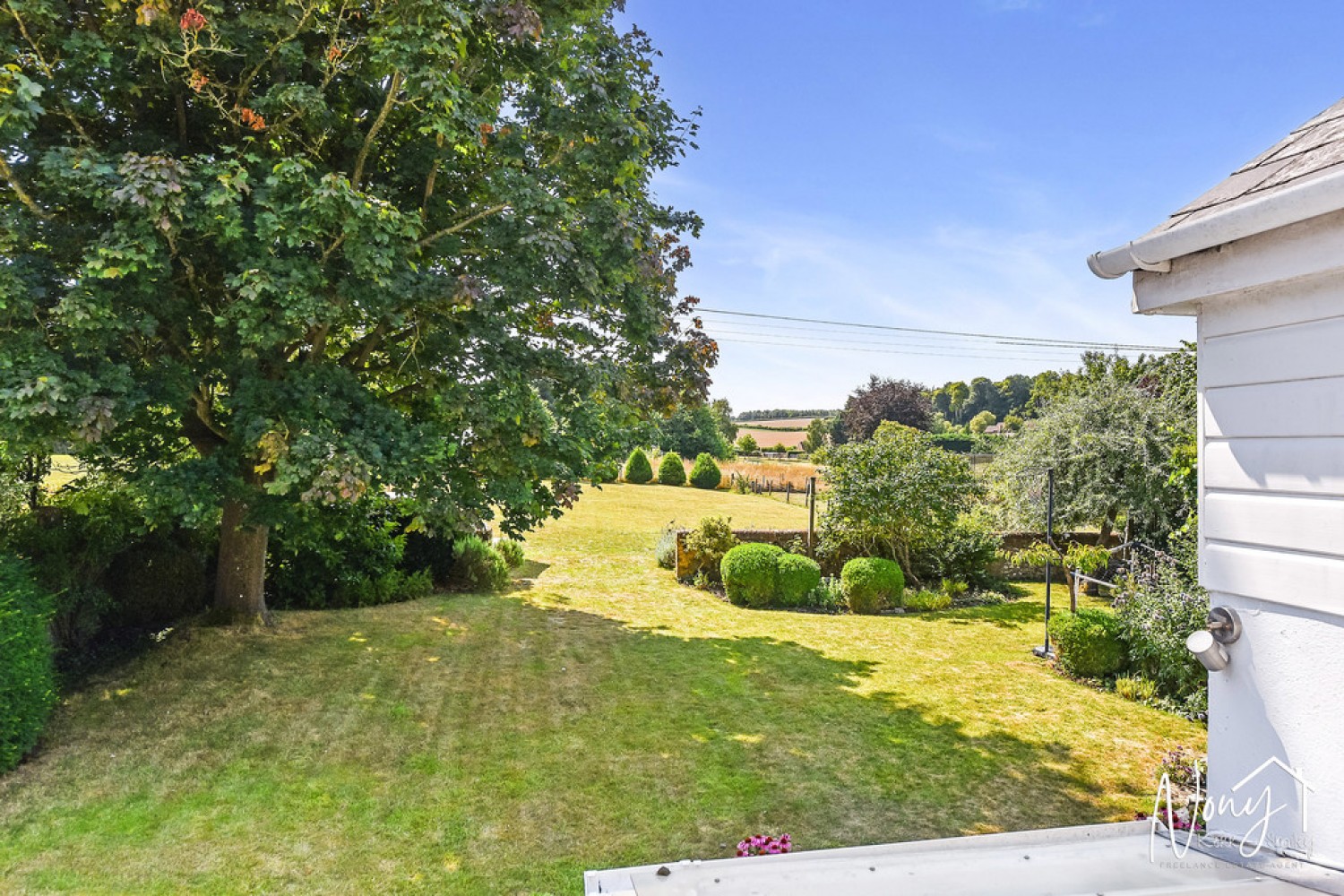 4 bedroom House for Sale Easton, Winchester