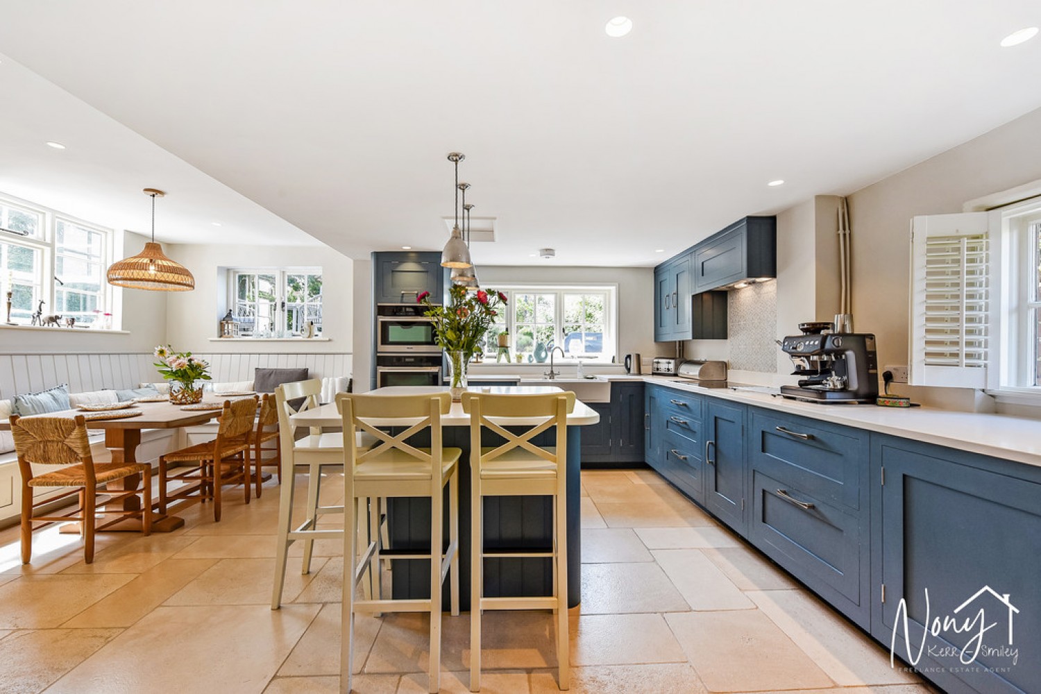 4 bedroom House for Sale Easton, Winchester