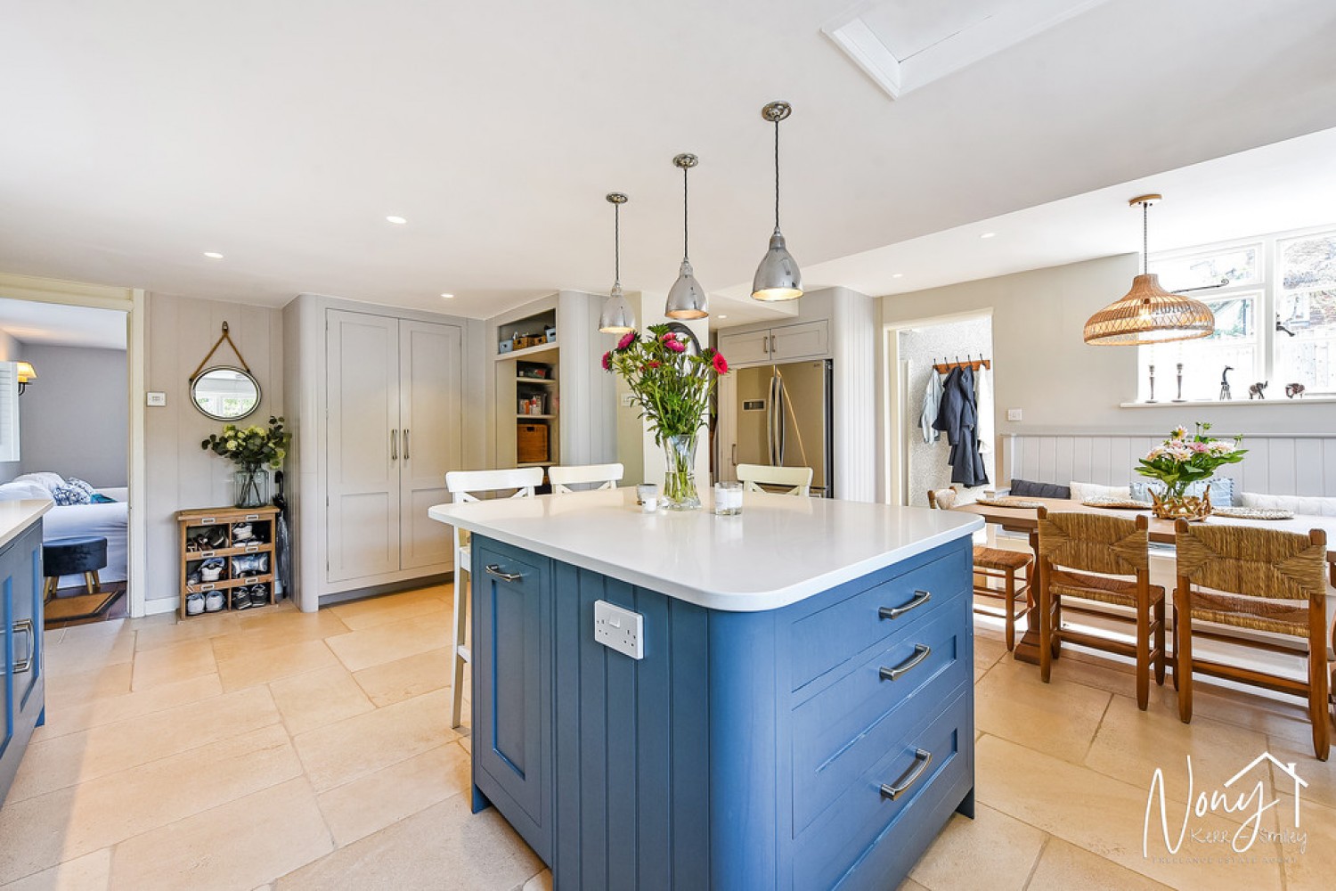 4 bedroom House for Sale Easton, Winchester