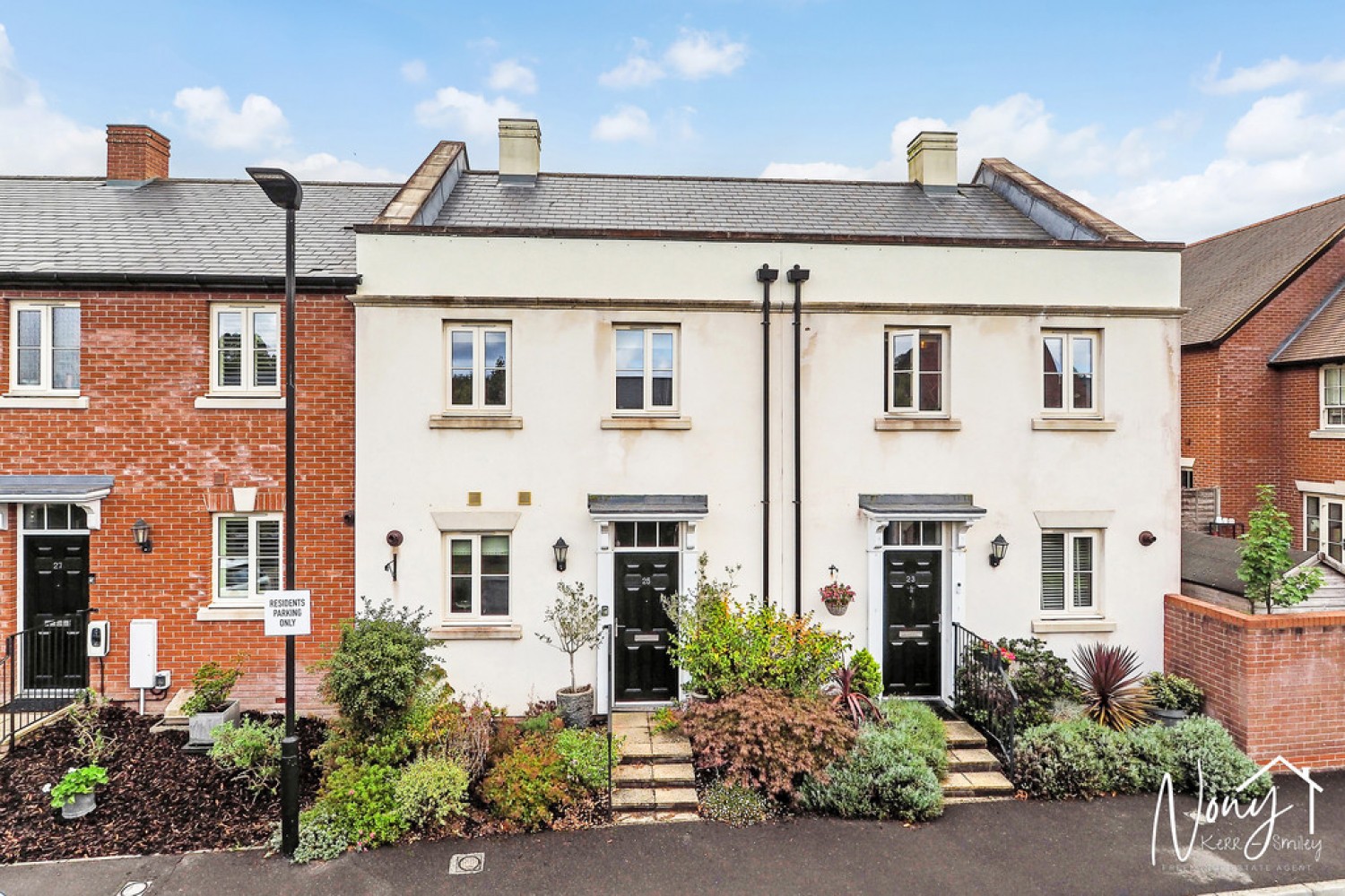 Pitt Road, WInchester Village