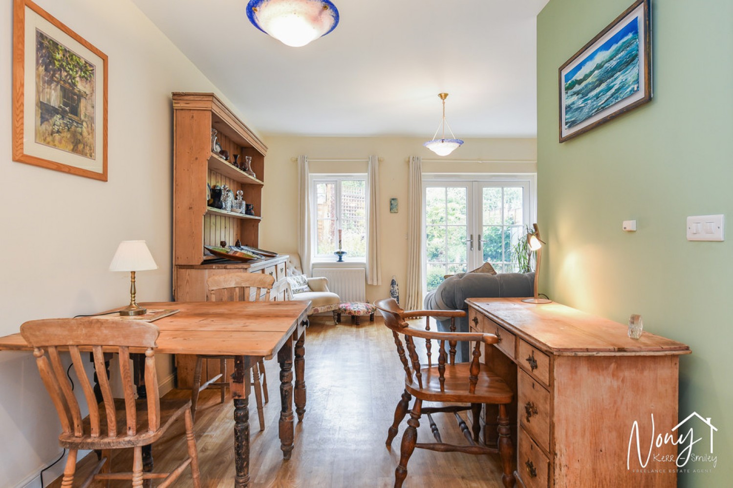 Pitt Road, WInchester Village