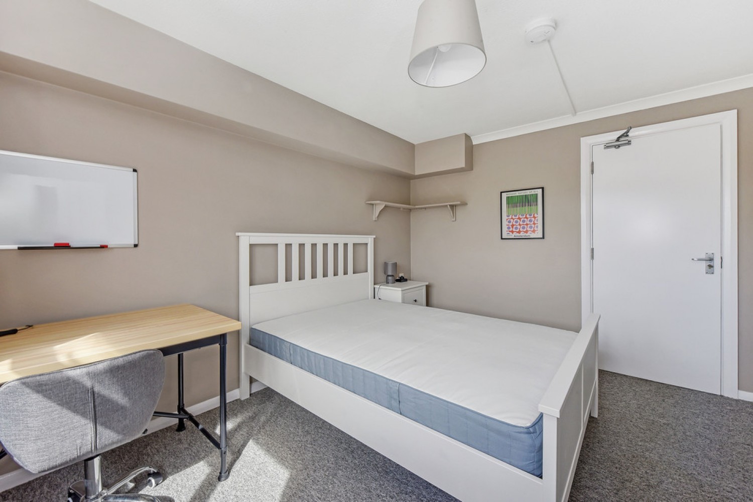 Thurmond Crescent , Winchester