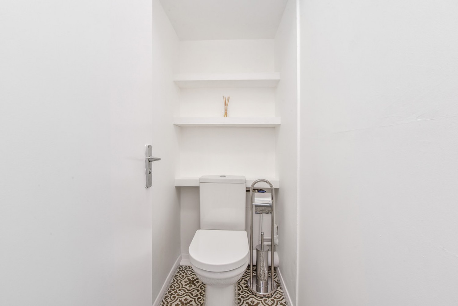 Thurmond Crescent , Winchester