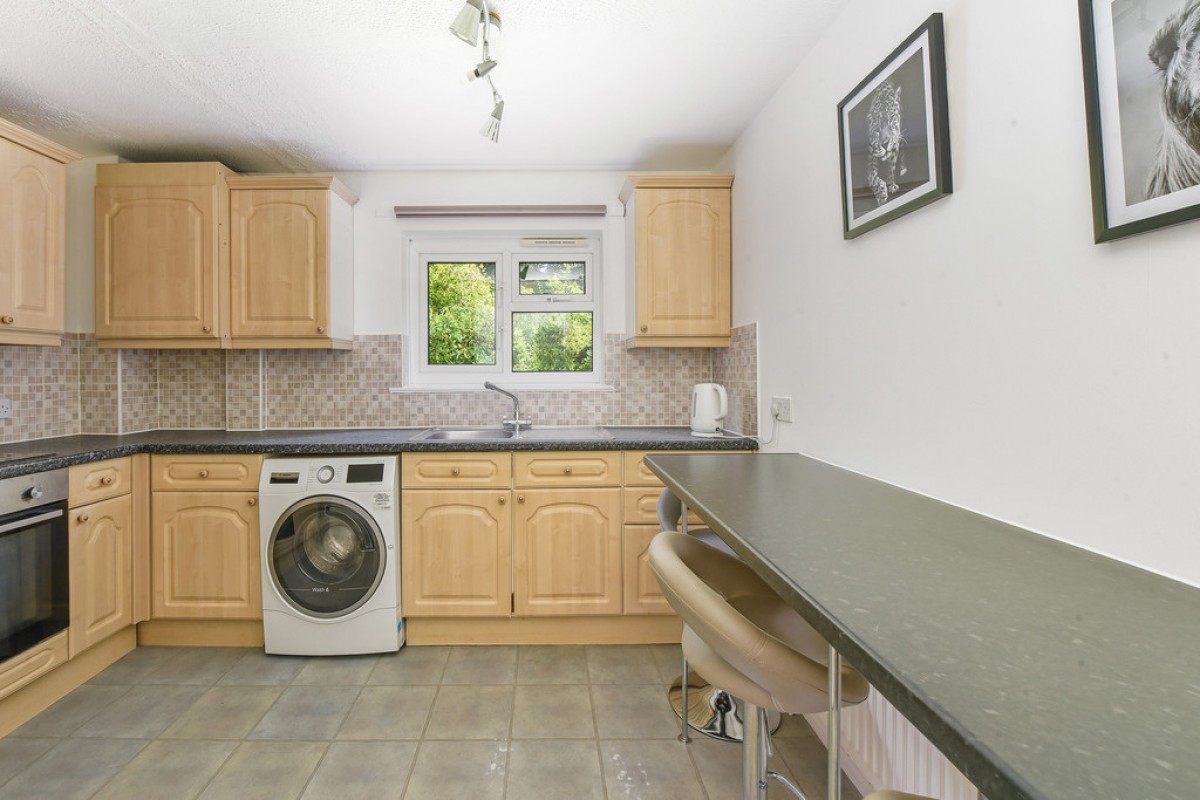 Thurmond Crescent , Winchester