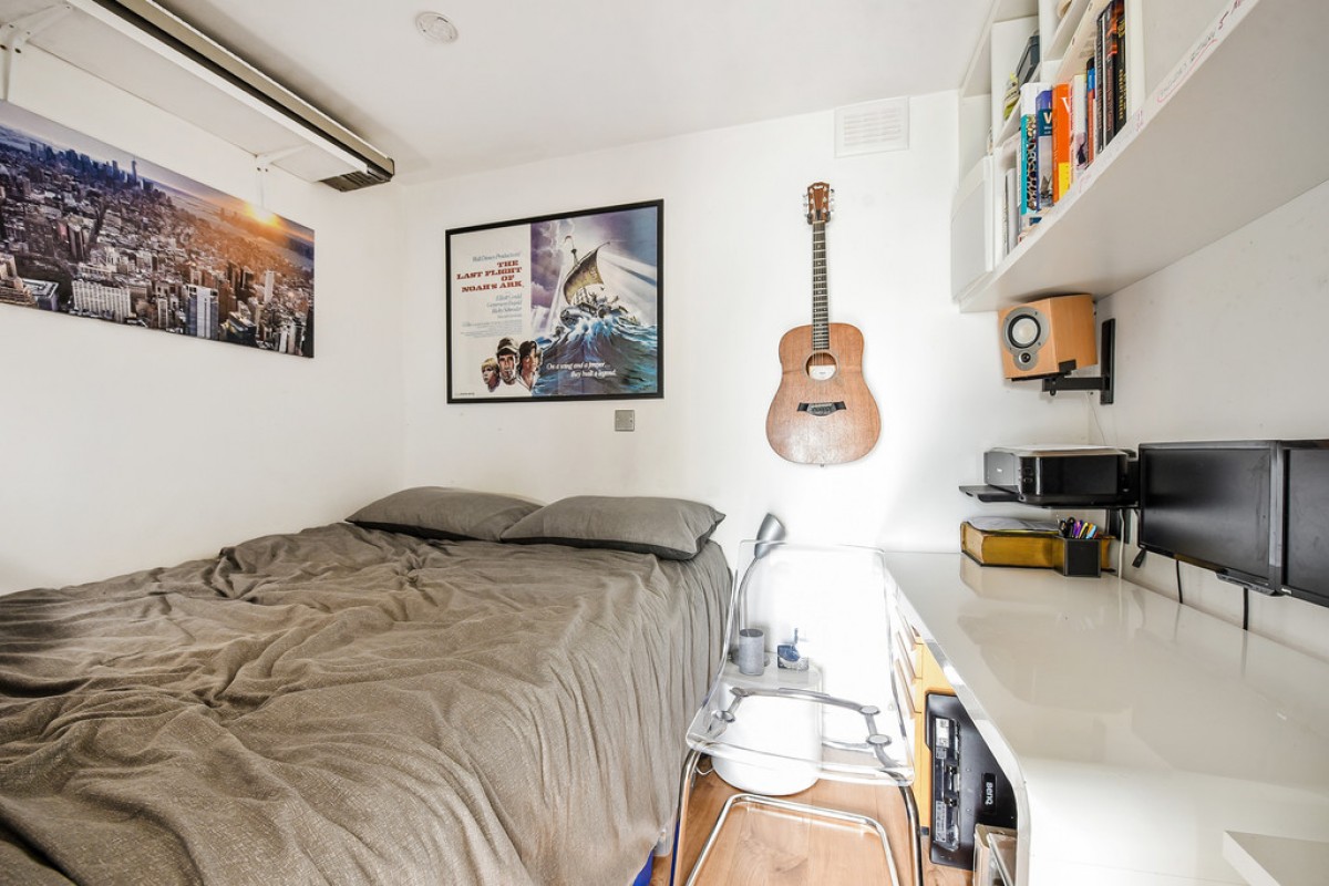 Colbourne Court, Winchester