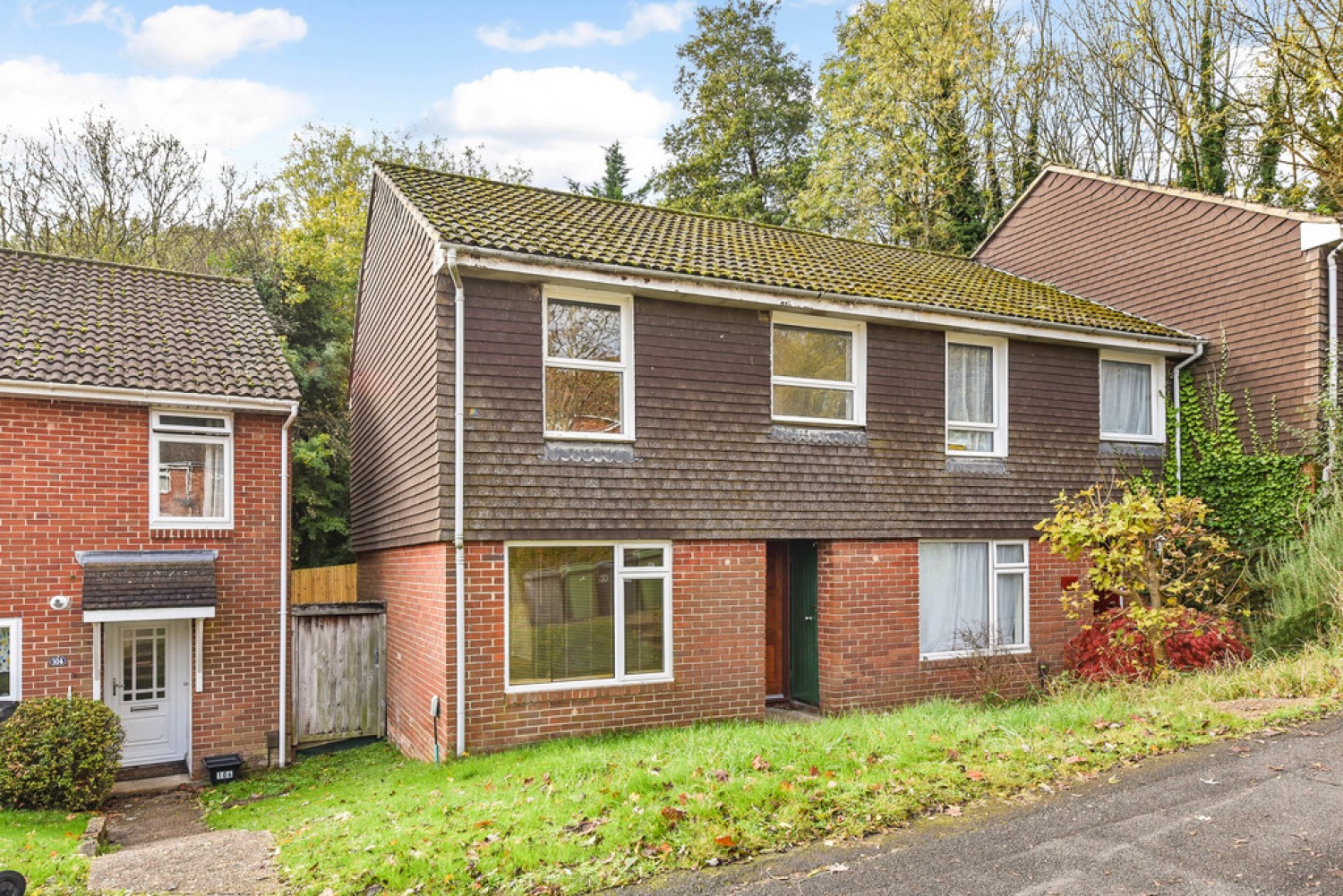 3 bedroom House for Sale May Tree Close, Badger Farm