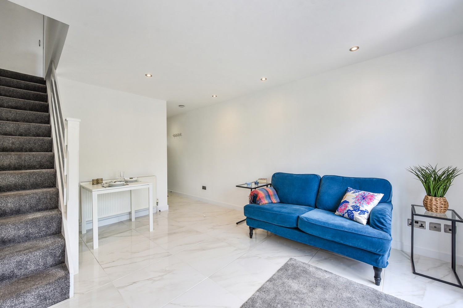 Manor Close, Winchester, Hampshire