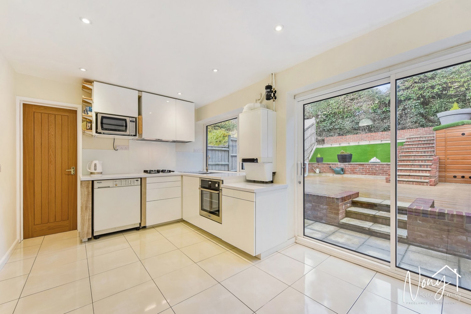 Chalk Ridge, Winchester, SO23