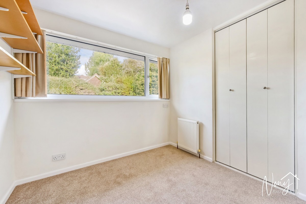 Chalk Ridge, Winchester, SO23