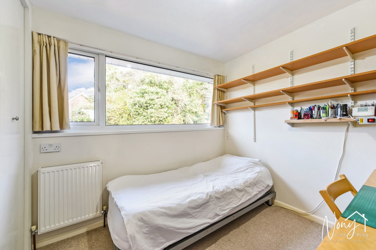 Chalk Ridge, Winchester, SO23