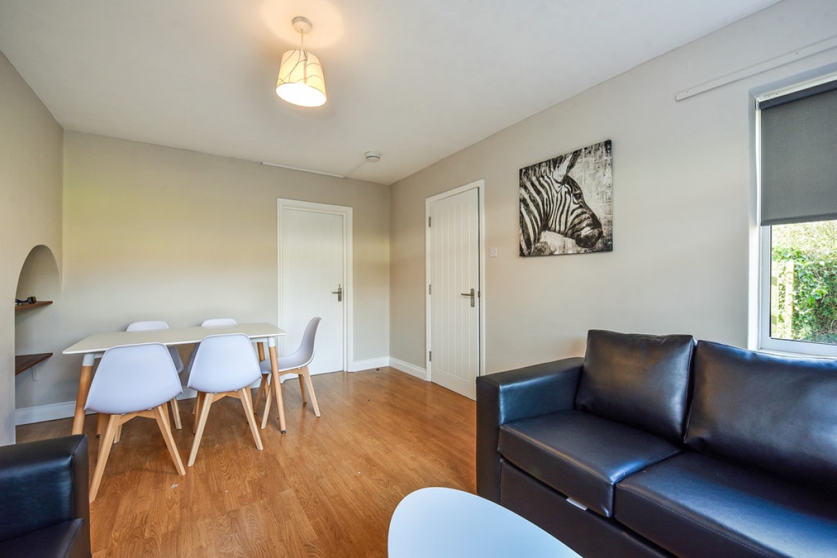 Wavell Way, Stanmore, Winchester