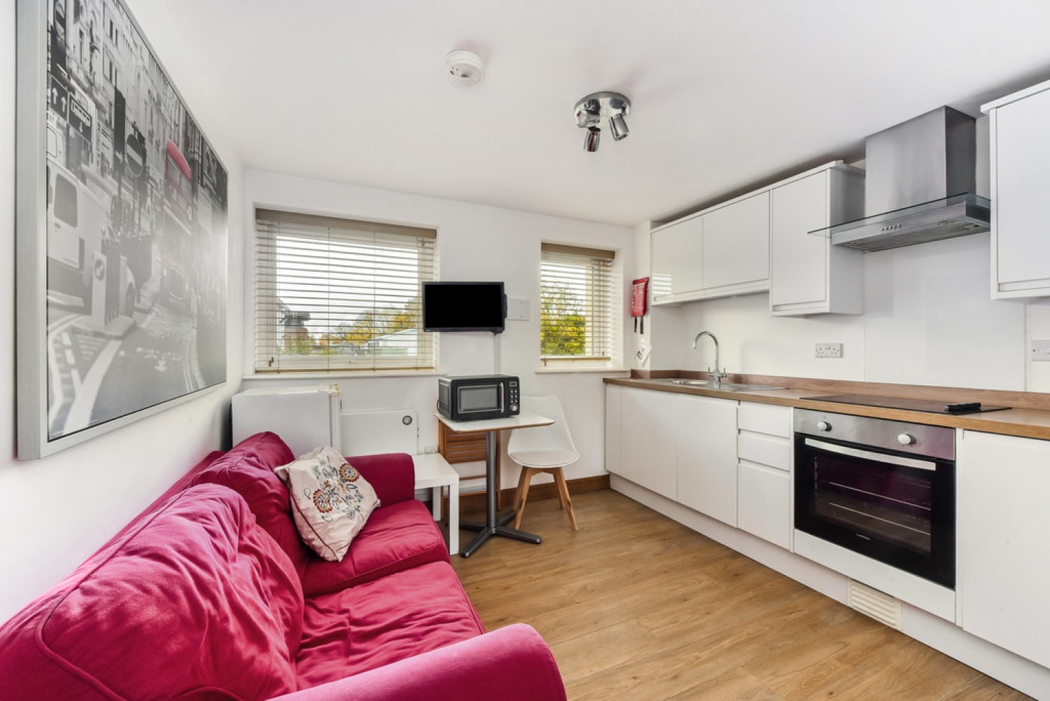 2 bedroom Flat in Balfour House, Winchester