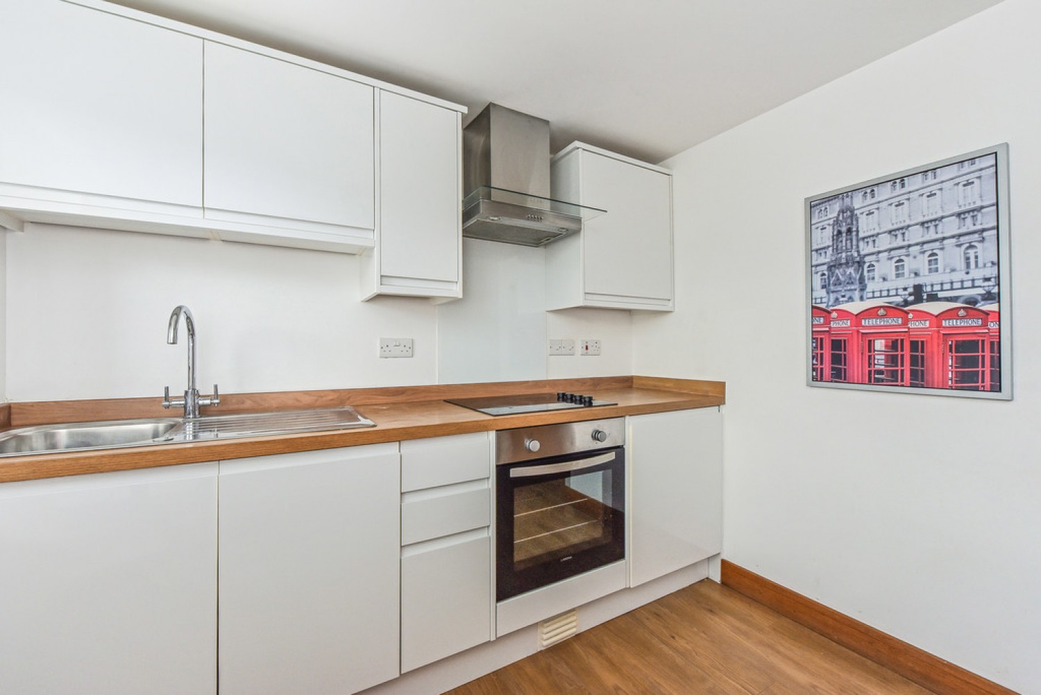 2 bedroom Flat in Balfour House, Winchester