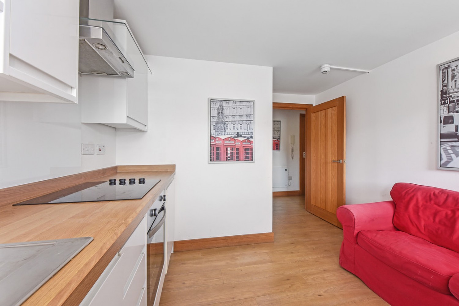 2 bedroom Flat in Balfour House, Winchester