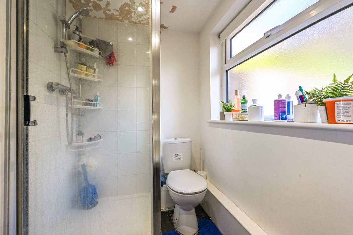 Warren Road, Winchester