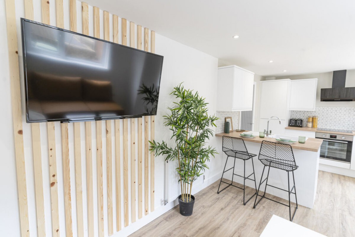 Firmstone Road , Winnall