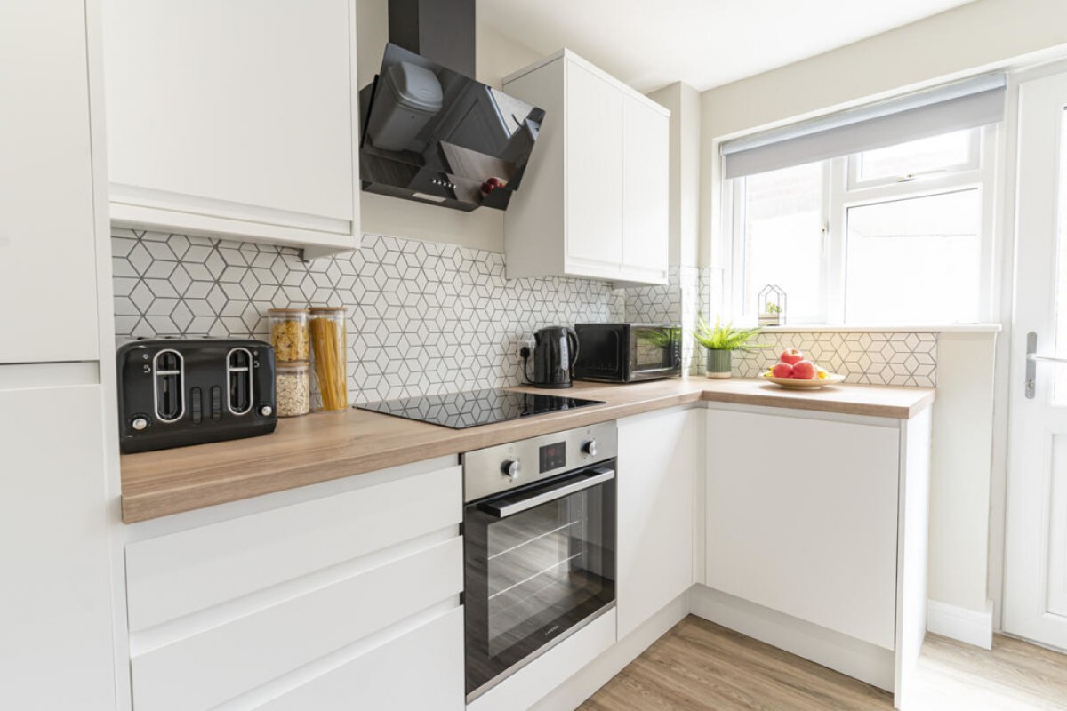 Firmstone Road , Winnall