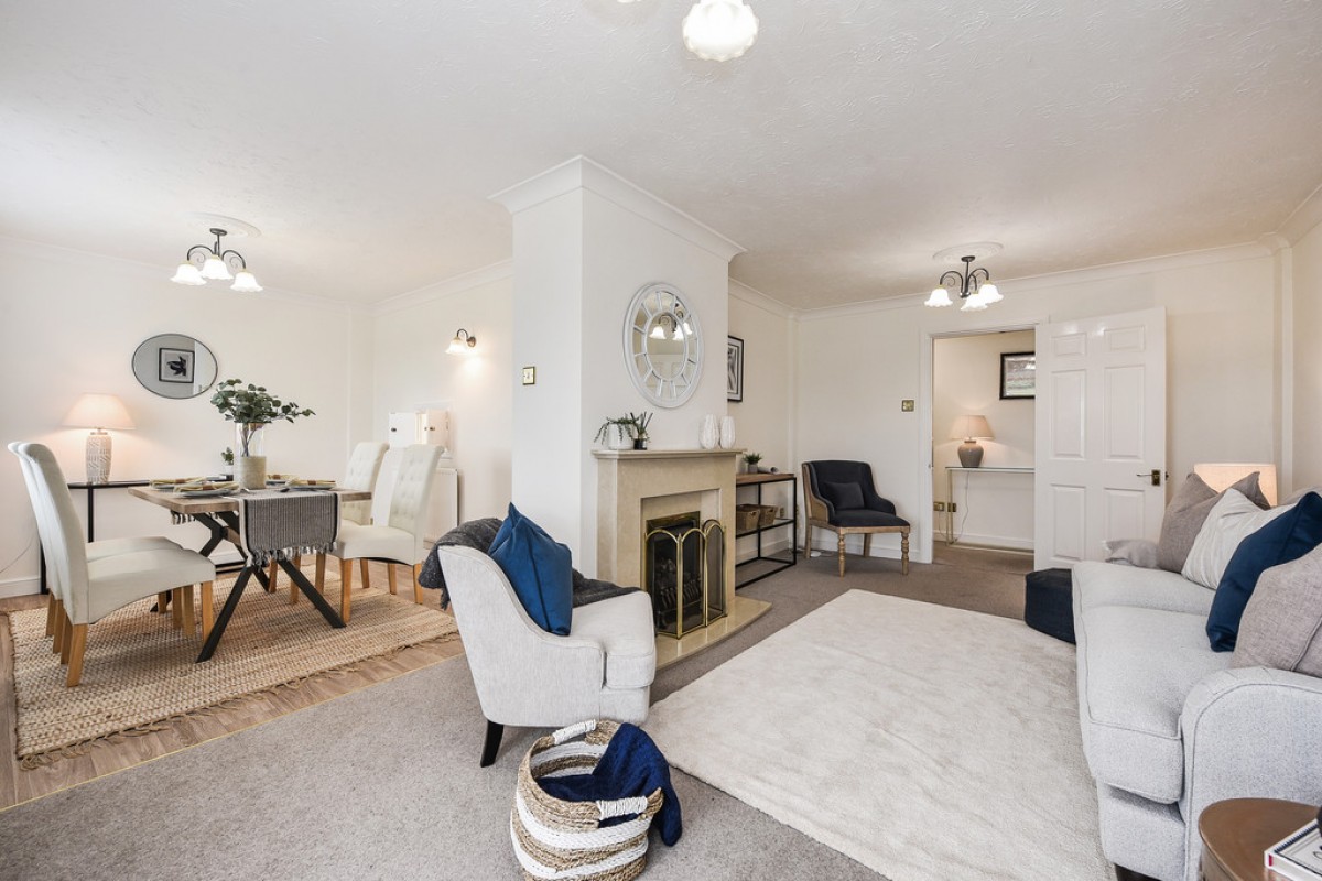 Lynn Way, Winchester