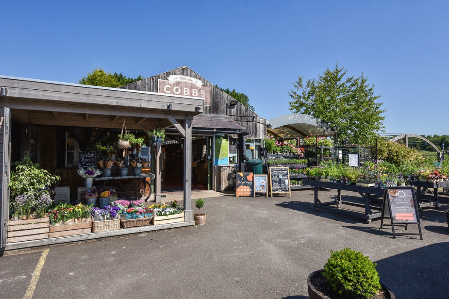 3 bedroom Bungalow in Lynn Way, Winchester