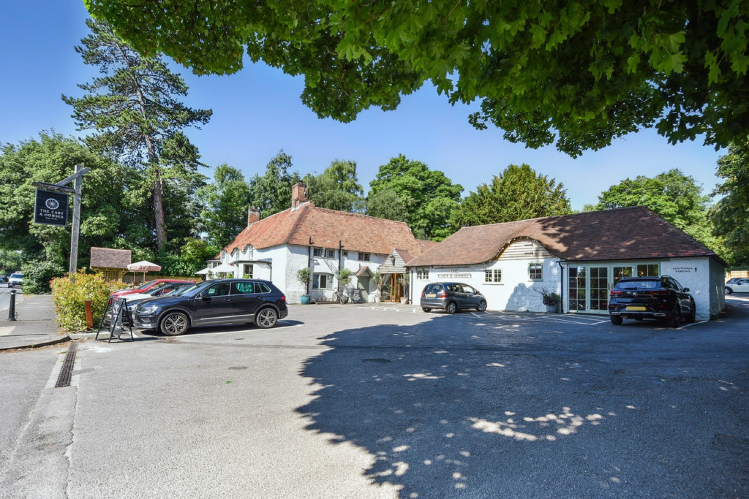 3 bedroom Bungalow in Lynn Way, Winchester