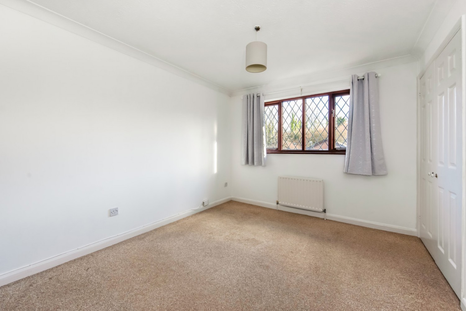 4 bedroom House in Honeysuckle Close, Badger Farm, Winchester