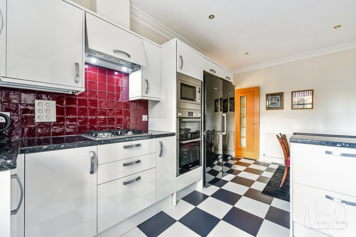 2 bedroom House for Sale The Firs, Fulflood, Winchester