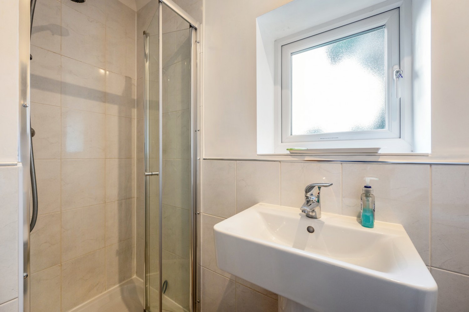 3 bedroom House in Haydn Close, Winchester