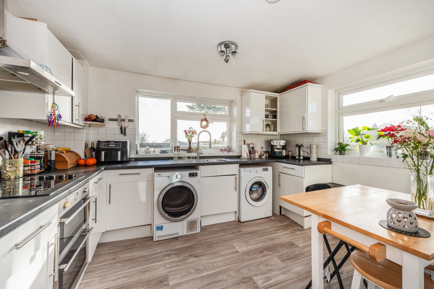 2 bedroom Flat in Stratford Court, Northlands Drive, Winchester