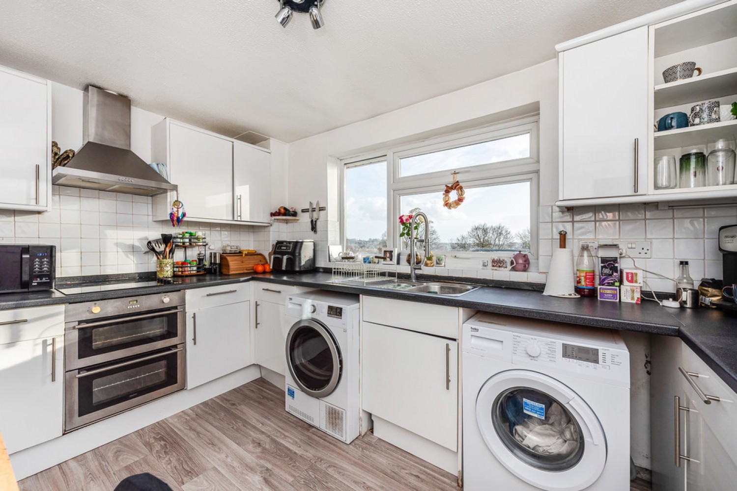 2 bedroom Flat in Stratford Court, Northlands Drive, Winchester