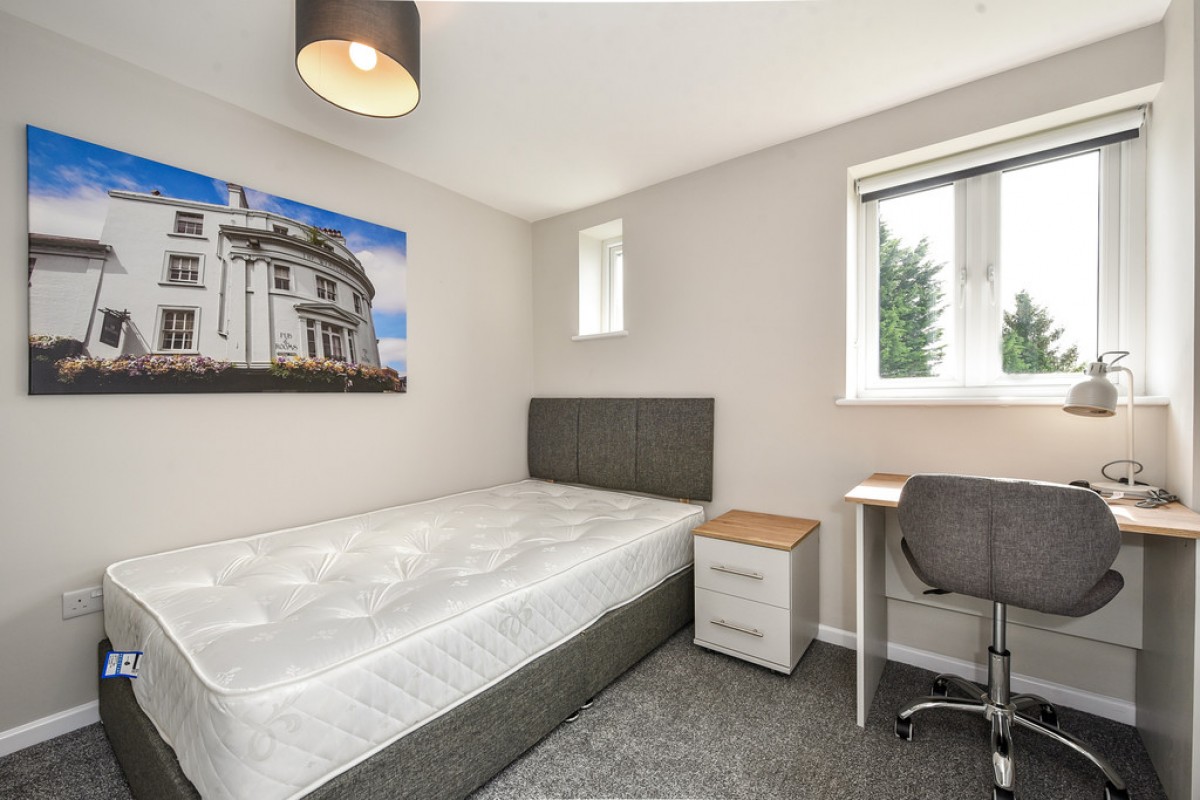 Walpole Road, Stanmore, Winchester