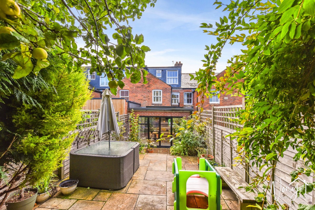 St Catherines Road, SO23