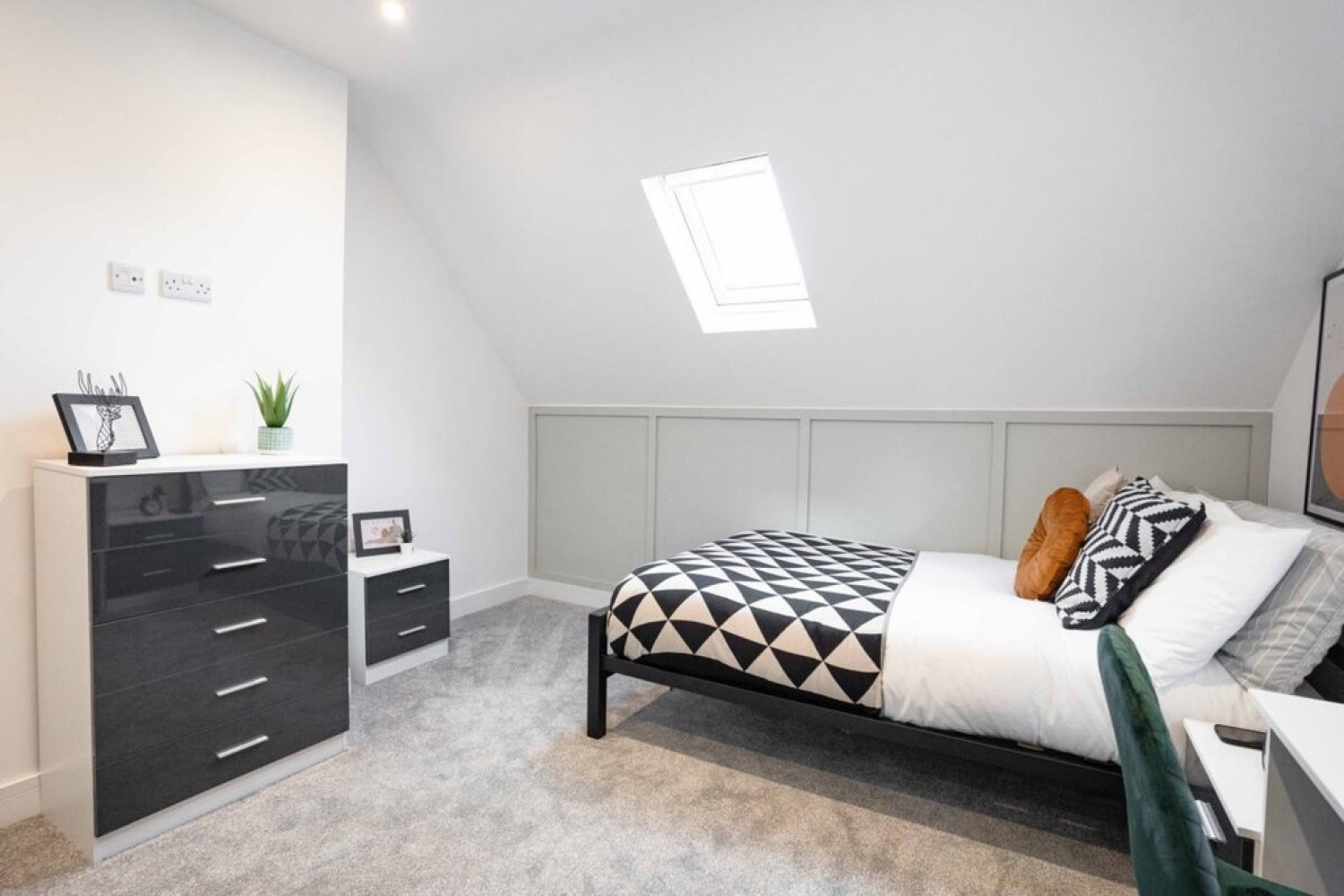 6 bedroom House of Multiple Occupation for Letting Cromwell Road, Stanmore