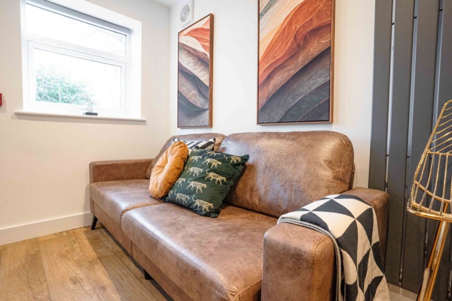 6 bedroom House of Multiple Occupation for Letting Cromwell Road, Stanmore