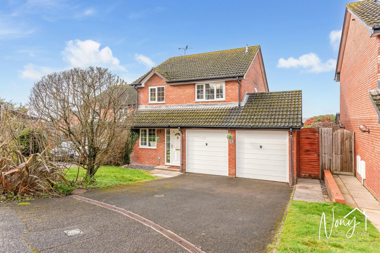 4 bedroom House in Wesley Road, Kings Worthy