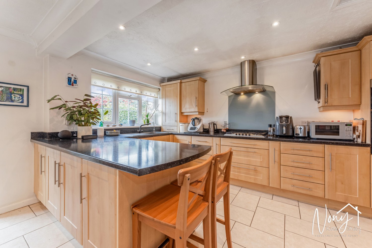 4 bedroom House in Wesley Road, Kings Worthy