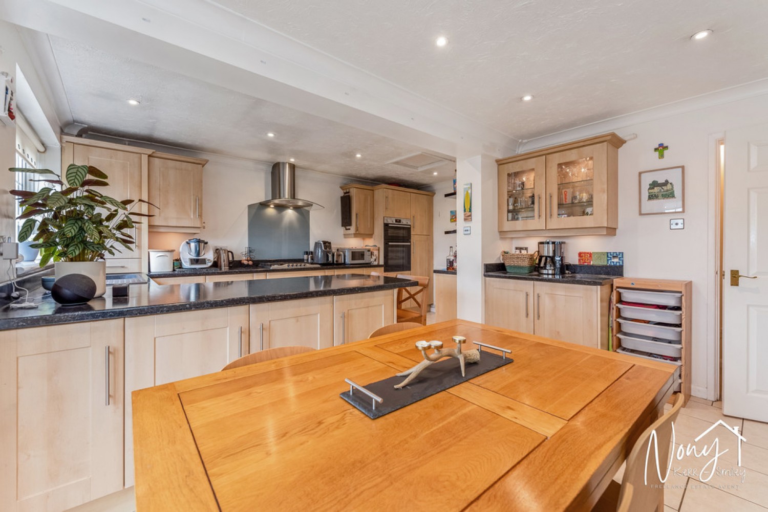 4 bedroom House in Wesley Road, Kings Worthy