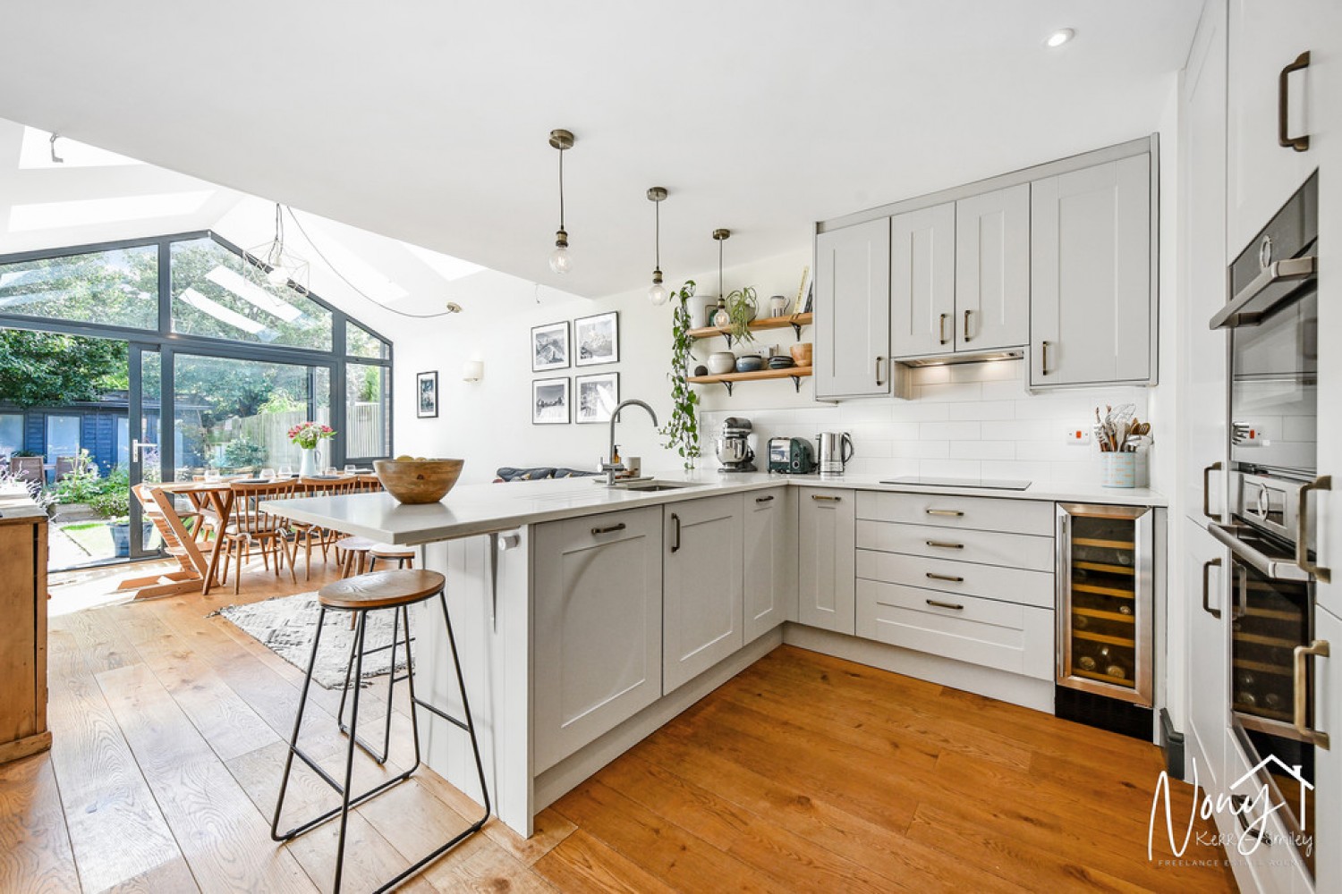 3 bedroom House for Sale Hyde Abbey Road