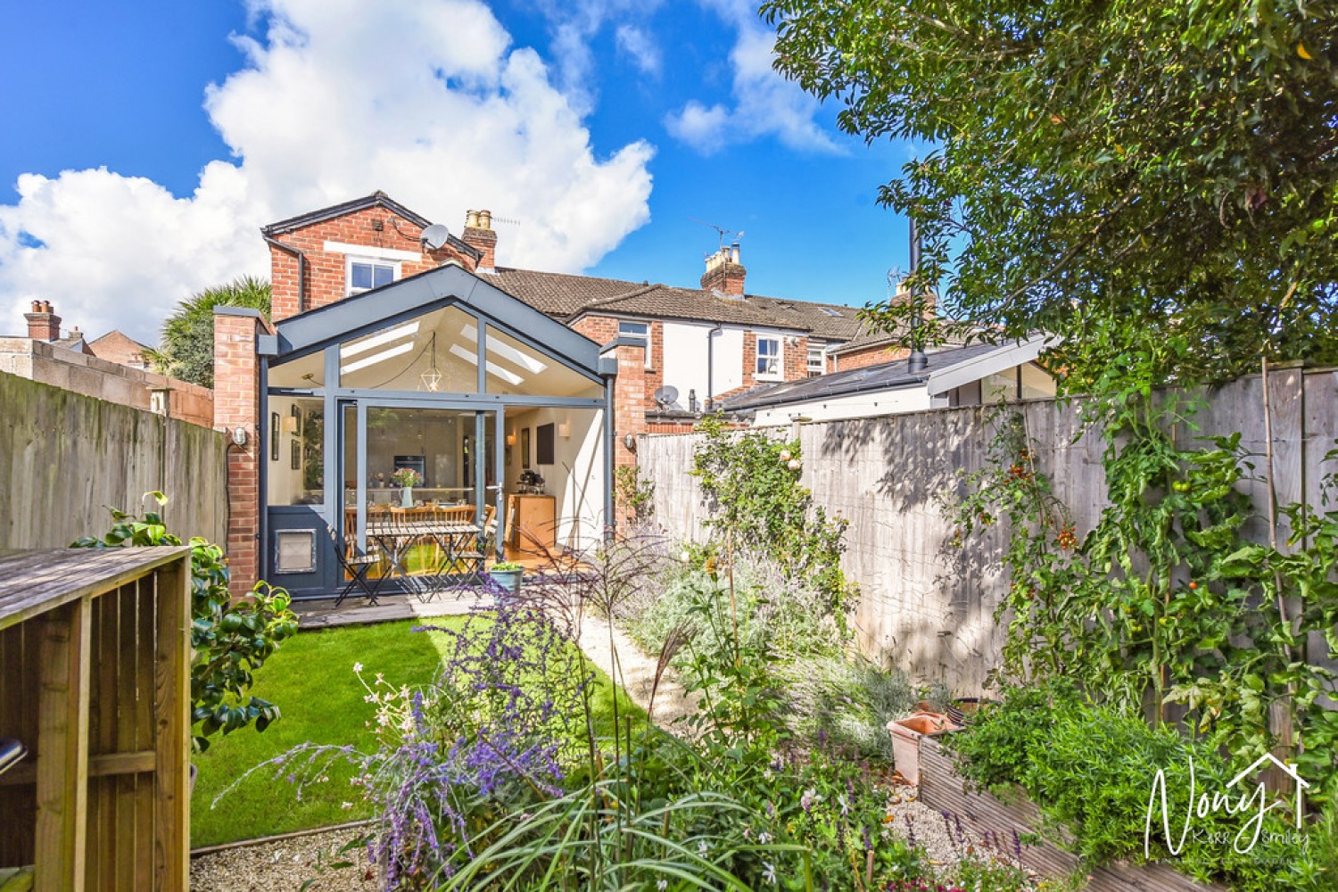 3 bedroom House for Sale Hyde Abbey Road